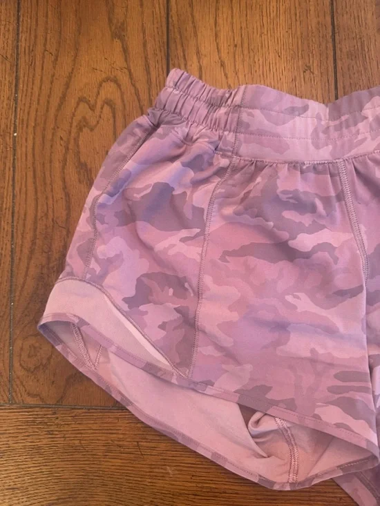 lululemon athletica Mauve Camo Running Shorts - Picture 2 of 5